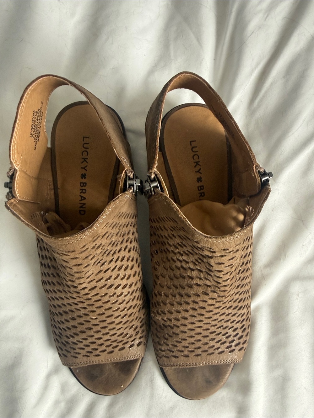 Lucky Brand Tan Perforated Slingback Mules